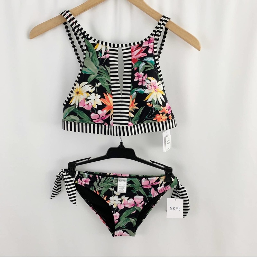 NWT SKYE Floral Bikini L